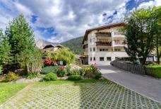 Hotel Fernblick - Parkplatz und Zugangsweg